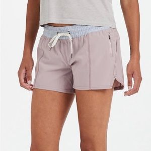 Vuori Clementine 4" Shorts - Women's Size XS